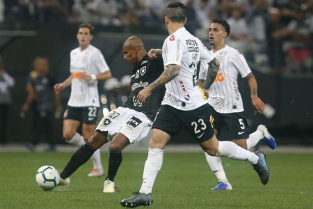 corinthians_botafogo_brasileiro2