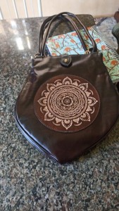 pecas_do_artesao_clovis_camargo_que_diz_que_tem_feito_poucas_vendas_desde_o_inicio_da_pandemia