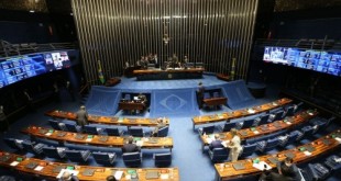 Plenário do Senado Federal durante sessão deliberativa ordinária semipresencial.