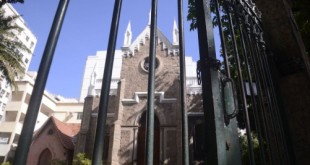 Tempos religiosos fecham após Justiça suspender autorização para cultos no Rio