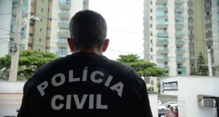 Vitória/ES - Polícia Civil do Espírito Santo faz paralização até a meia noite de hoje(8) em protesto ao assassinato de um investigador em Colatina e às más condições de trabalho. (Tânia Rêgo/Agência Brasil)