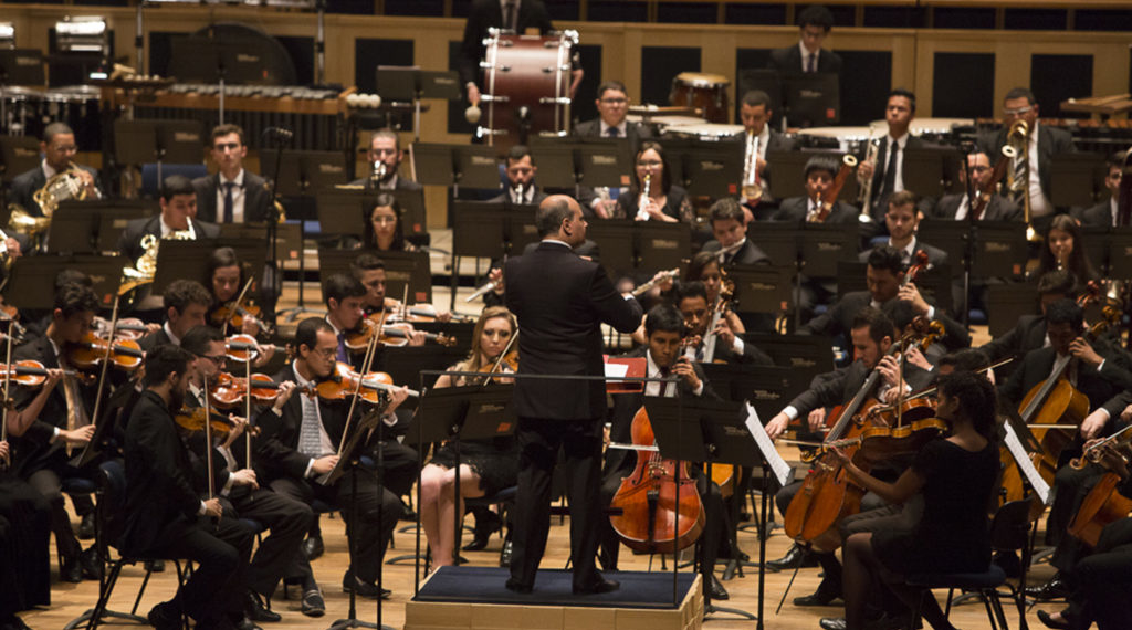 Orquestra Jovem do Estado de SP realiza concerto inspirado em trilhas musicais do cinema - Folha da Região