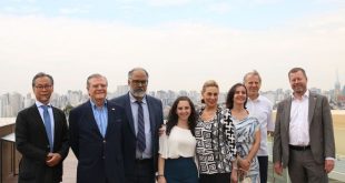 Visita guiada com representantes do corpo consular de São Paulo no Museu do Ipiranga.