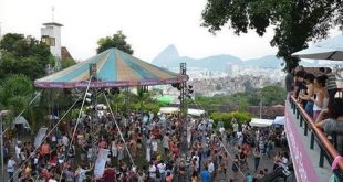 A 15ª edição da Festa Literária de Santa Teresa, a Flist, ocupa o Parque das Ruínas, em Santa Teresa, neste sábado (6) e domingo (7), com debates, shows, sessões de autógrafo e oficinas, entre outras atrações. O evento, gratuito, também contará com opções gastronômicas e atividades infantis.Foto: Flist/Divulgação