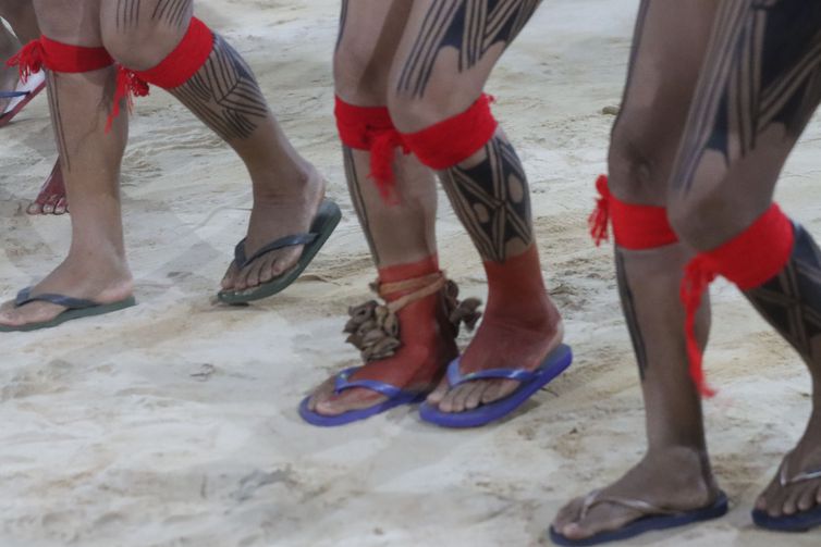 Brasília, (DF) – 27-07-2023 – Festival Agô e Seminário Fealha dos Povos Indigenas, Canto e Dança com povo Fuini-ô e mulheres do Alto Xingu. Foto Valter Campanato/Agência Brasil.