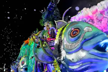 Rio de Janeiro (RJ), 11/02/2024 - Desfile da escola de samba Beija-Flor, do Grupo Especial do carnaval carioca, no Sambódromo da Marquês de Sapucaí. Foto: Tânia Rêgo/Agência Brasil