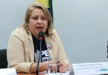 Brasília (DF) 26/10/2023 Comissão de Comunicação da Câmara realiza audiência pública sobre a importância da formação superior para o exercício do jornalismo. ( Samira de Castro Cunha, presidenta da FENAJ). Foto Lula Marques/ Agência Brasil