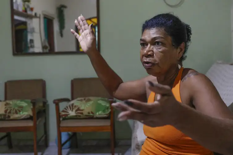 Rio de Janeiro (RJ) 26/03/2024 – A moradora do Morro do Andaraí Maria Elizabeth fala sobre o programa Favela Bairro, que completa 30 anos. Foto: Fernando Frazão/Agência Brasil